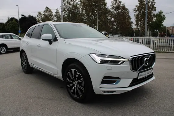 Volvo XC60 B5 AUTOMATIK AWD Inscription *NAVIGACIJA,LED* Image 3