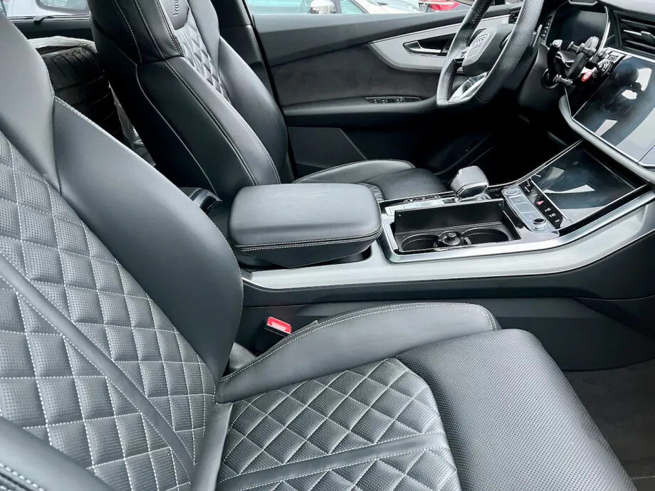 Audi Q7 50TDI 286PS S-Line Matrix Exclusive  Image 3