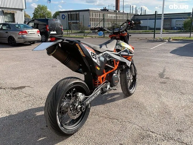 KTM 690 Image 6